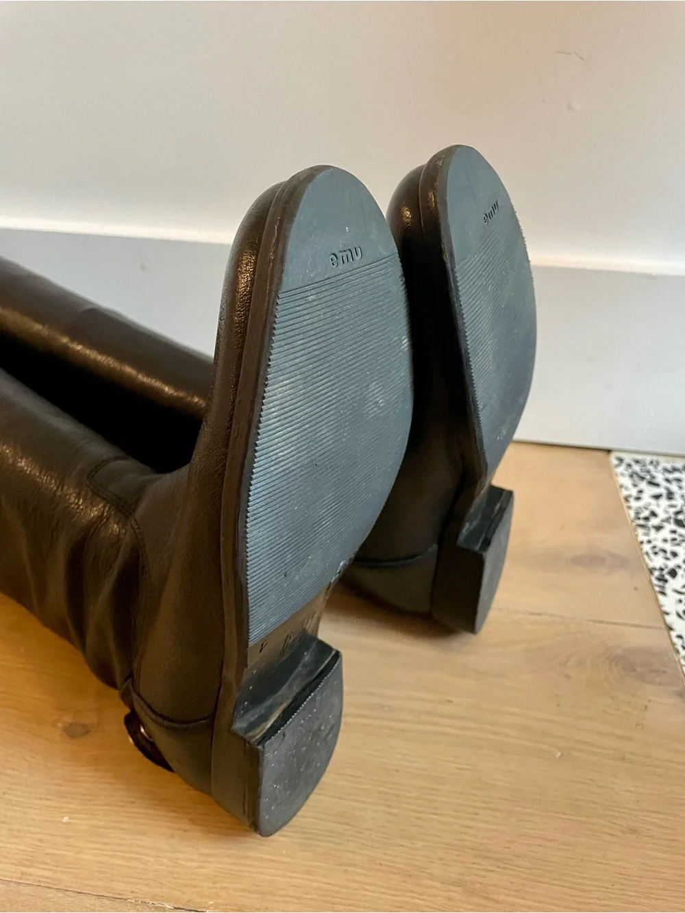 Frye Tall Black Leather Riding Boots • Size 7.5 B • Made in Mexico - Picture 10 of 14